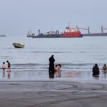 Iran Nears Strait of Hormuz Agreement With Oman as Israeli Troops Face Casualties in Lebanon