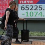 Asian Markets Decline as Seoul’s Benchmark Falls Over 4% on Tech Stock Weakness