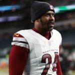 Von Miller Agrees to One-Year Deal With Dallas Cowboys, Reports to Training Camp Early