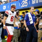 Giants QB Jaxson Dart exits with knee injury on first series vs. Rams