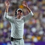 Lane Kiffin’s debut with No. 11 LSU matches the hype in a 51-10 victory over outmatched Clemson